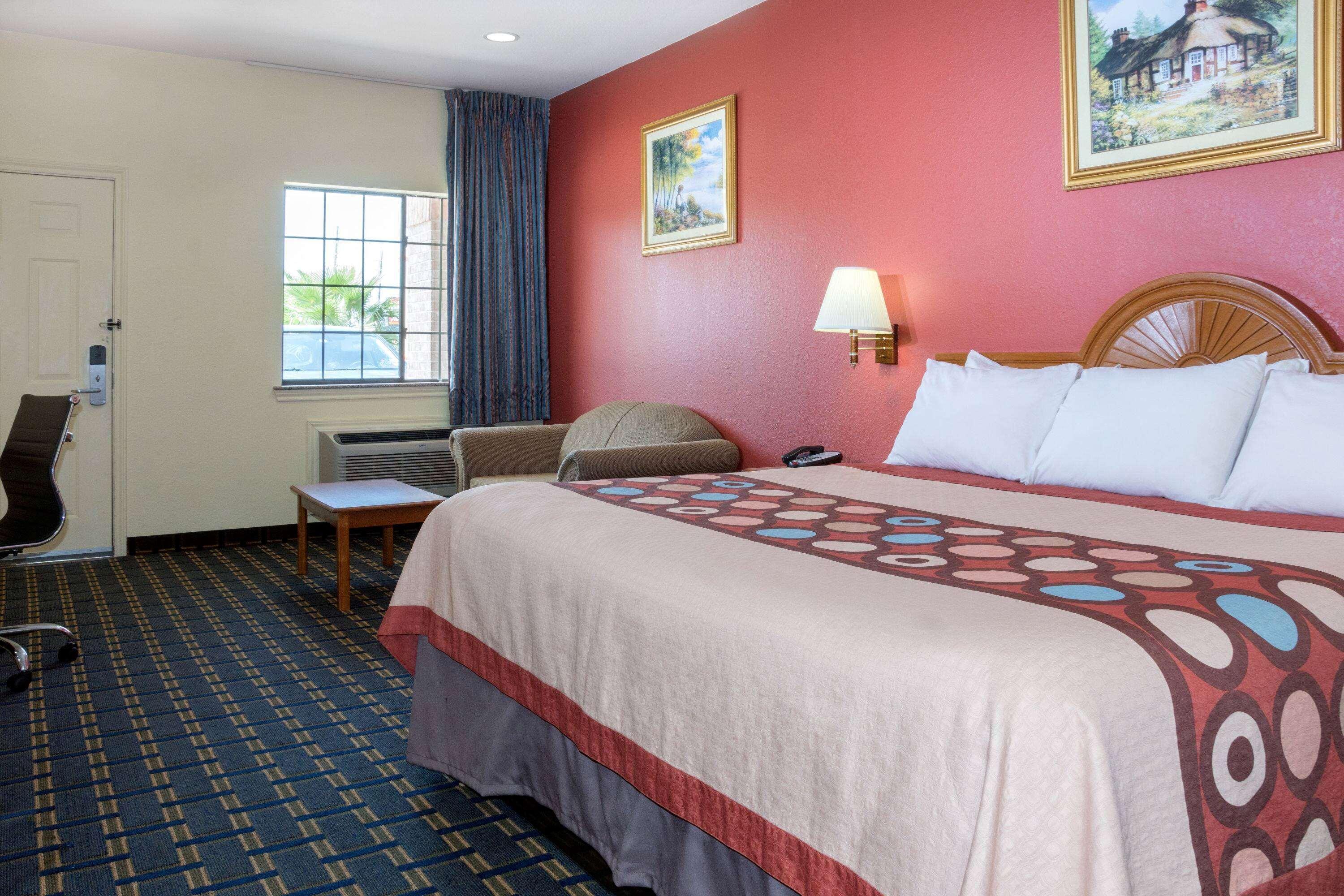 Super 8 By Wyndham Stafford Sugarland Area Hotel Luaran gambar